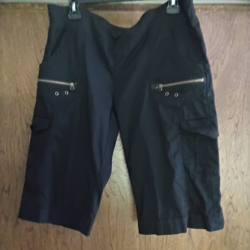 Xcvi capris/bermuda shorts size large